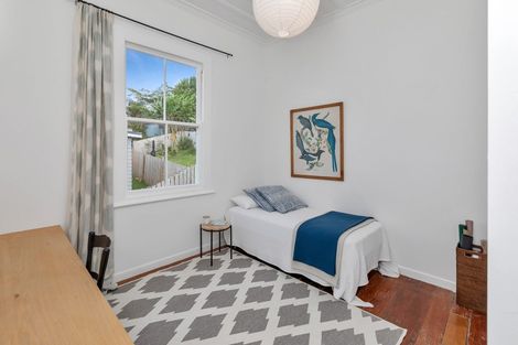 Photo of property in 34 Beach Road, Onerahi, Whangarei, 0110