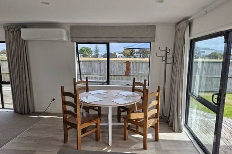 Photo of property in 866a Papamoa Beach Road, Papamoa Beach, Papamoa, 3118
