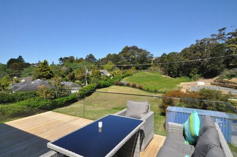 Photo of property in 5a Hobbs Road, Matakatia, Whangaparaoa, 0930