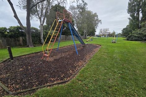 Photo of property in 11 Grimseys Road, Redwood, Christchurch, 8051