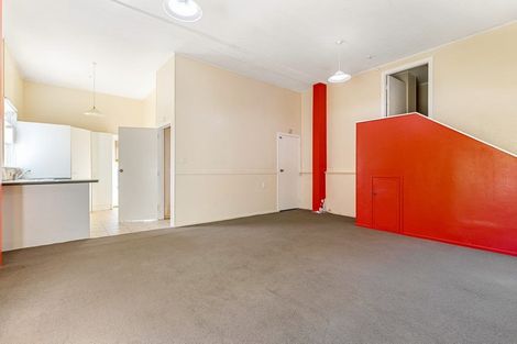 Photo of property in 12 Kelston Street, New Lynn, Auckland, 0600