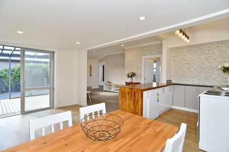 Photo of property in 94 Sinclair Street, New Brighton, Christchurch, 8083