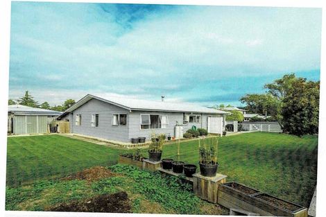 Photo of property in 6 Windlesham Place, Wakefield, 7025