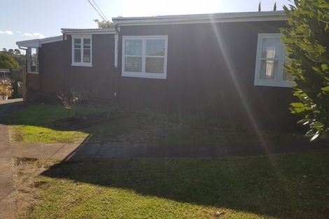 Photo of property in 38a Sunnynook Road, Sunnynook, Auckland, 0620