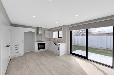 Photo of property in 86b Hinau Street, Castlecliff, Wanganui, 4501