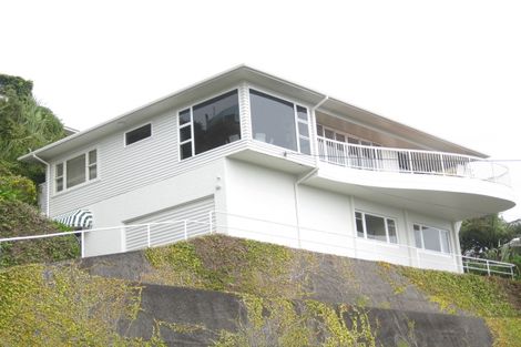 Photo of property in 11 Weston Street, Moturoa, New Plymouth, 4310