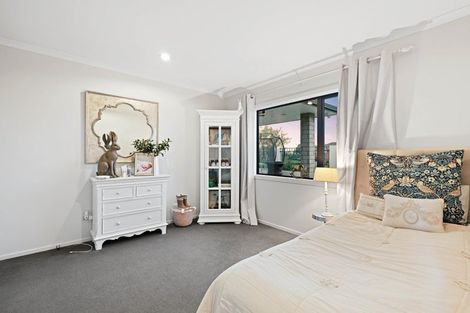 Photo of property in 202 Saint James Drive, Huntington, Hamilton, 3210