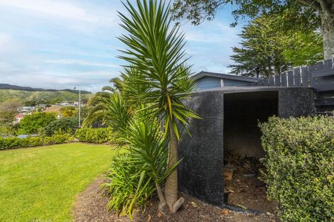 Photo of property in 19 Renown Road, Raumati South, Paraparaumu, 5032