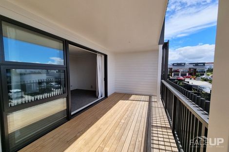 Photo of property in 20 Raranga Lane, Hobsonville, Auckland, 0616