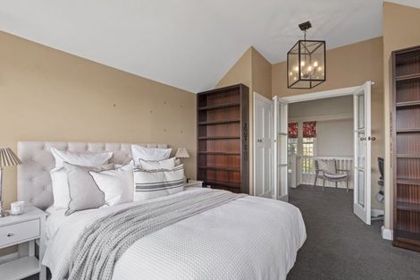 Photo of property in 14 Macmillan Avenue, Cashmere, Christchurch, 8022