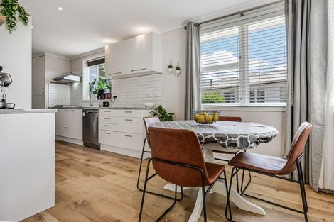 Photo of property in 25 Joanna Place, Deanwell, Hamilton, 3206