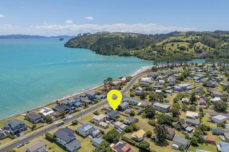 Photo of property in 174 Captain Cook Road, Cooks Beach, Whitianga, 3591
