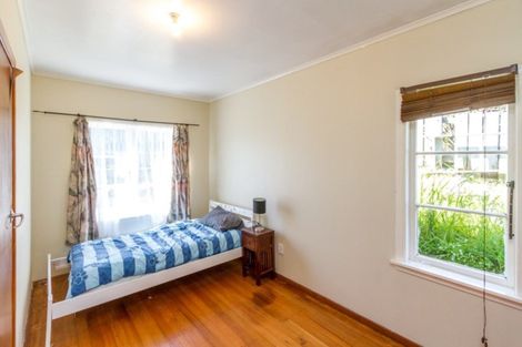 Photo of property in 9 Anthony Street, Tawa, Wellington, 5028