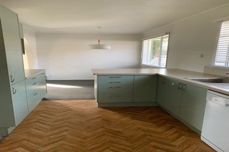 Photo of property in 5 Hookway Grove, Paraparaumu, 5032