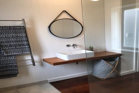 Photo of property in 28 Nikau Street, New Lynn, Auckland, 0600