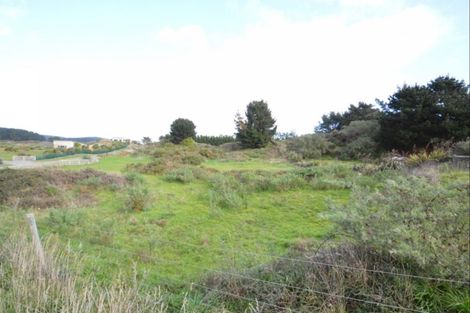 Photo of property in 6 Henham Lane, Waikawa Beach, Levin, 5573