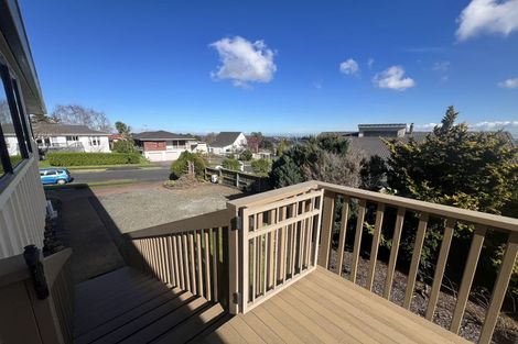 Photo of property in 18 Deodar Place, Totara Heights, Auckland, 2105