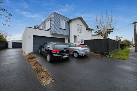 Photo of property in 535 Barbadoes Street, Edgeware, Christchurch, 8013