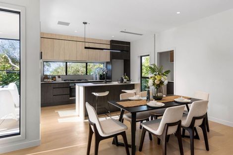 Photo of property in 201d Hurstmere Road, Takapuna, Auckland, 0622