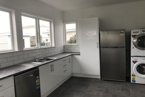 Photo of property in 76 Devonshire Road, Miramar, Wellington, 6022