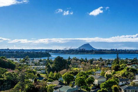 Photo of property in 35 Estuary View Road, Welcome Bay, Tauranga, 3112