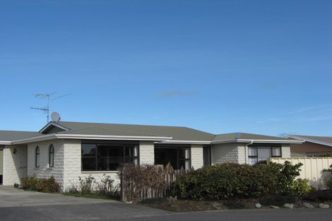 Photo of property in 1 Gow Street, Winton, 9720