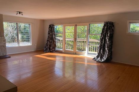 Photo of property in 19 Golf Road, New Lynn, Auckland, 0600