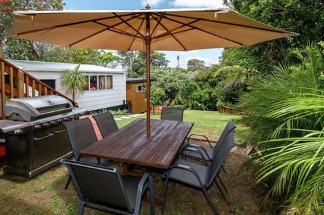 Photo of property in 19 Judkins Crescent, Cockle Bay, Auckland, 2014