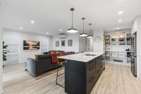 Photo of property in 17 Parkside Mews, Papamoa, 3118