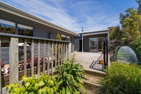 Photo of property in 12 Panorama Avenue, Ferry Landing, Whitianga, 3591