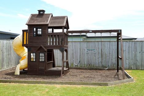 Photo of property in 18 Edwards Street, Frimley, Hastings, 4120