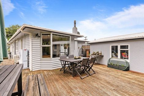 Photo of property in 41 Pembroke Street, Westown, New Plymouth, 4310