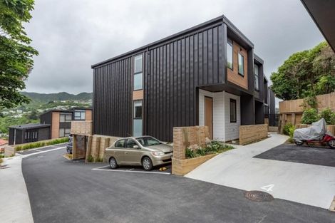 Photo of property in 2/38 Bankot Crescent, Ngaio, Wellington, 6035