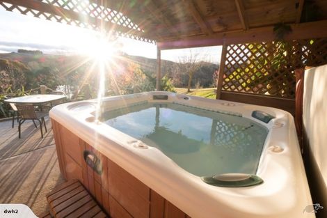 Photo of property in 135 Ballantyne Road, Poraiti, Napier, 4182