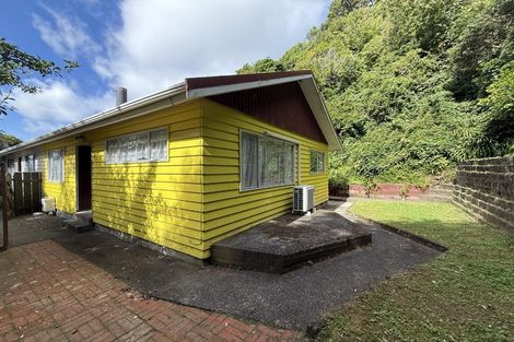Photo of property in 5a Magnolia Grove, Maungaraki, Lower Hutt, 5010