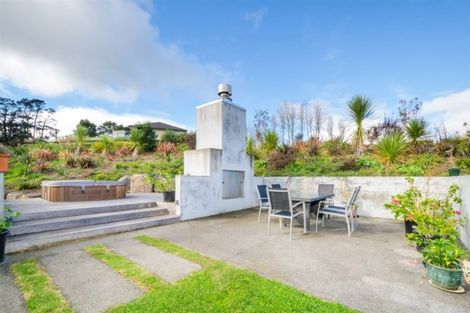 Photo of property in 265 Old North Road, Kumeu, 0892