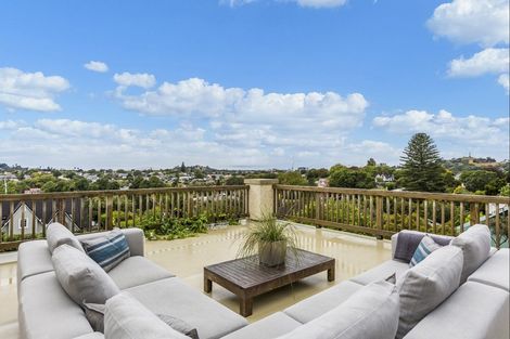 Photo of property in 15 Landscape Road, Mount Eden, Auckland, 1024