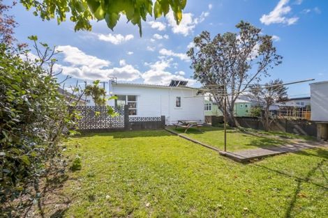 Photo of property in 7 East Street, Petone, Lower Hutt, 5012
