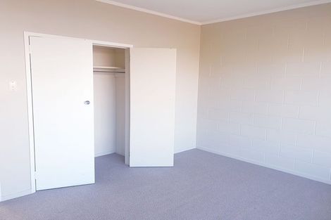 Photo of property in 1/1 Greenock Road, Ranui, Auckland, 0612