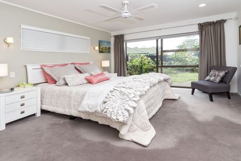 Photo of property in 5 Orohena Close, Northpark, Auckland, 2013