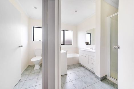 Photo of property in 4 Brunswick Rise, Mangere, Auckland, 2022