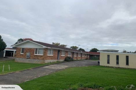 Photo of property in 3 Norman Spencer Drive, Papatoetoe, Auckland, 2104