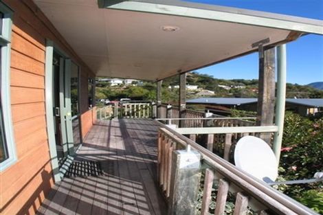 Photo of property in 5a Arthur Crescent, Waikawa, Picton, 7220
