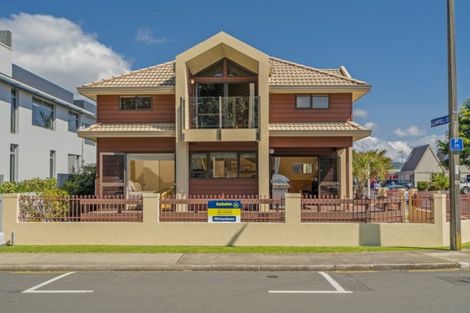Photo of property in 8 Victoria Street, Whitianga, 3510