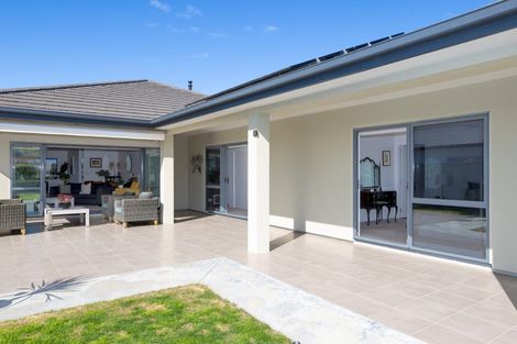 Photo of property in 228 Avondale Road, Greenmeadows, Napier, 4112