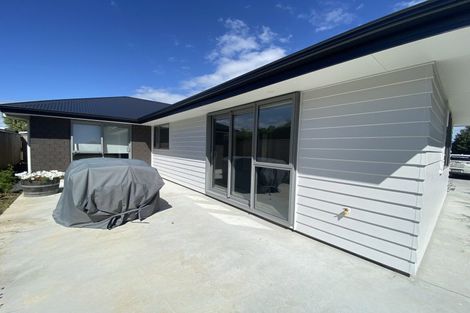 Photo of property in 36a Queenwood Road, Levin, 5510