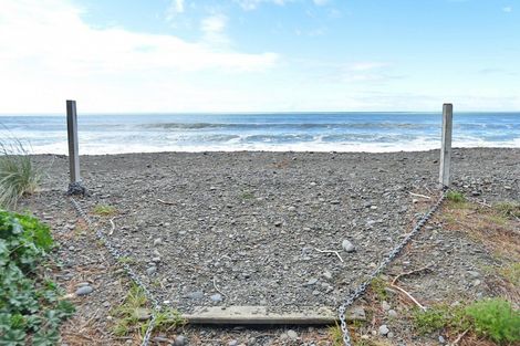 Photo of property in 31 Chamberlain Avenue, Amberley, 7481