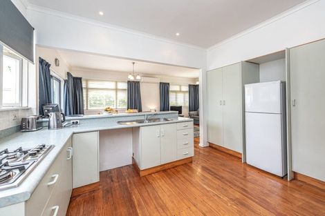 Photo of property in 5 Tregarth Street, Saint Johns Hill, Whanganui, 4501