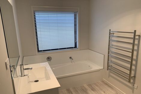 Photo of property in 118 Whakaturou Crescent, Pyes Pa, Tauranga, 3112