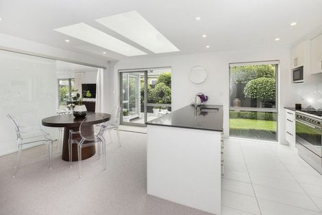 Photo of property in 3b Taylors Avenue, Bryndwr, Christchurch, 8052